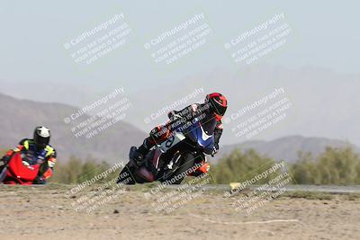 media/Dec-01-2025-Moto Forza (Mon) [[2daa91e15f]]/2-Intermediate Group/Session 2 Turn 9 Entry/